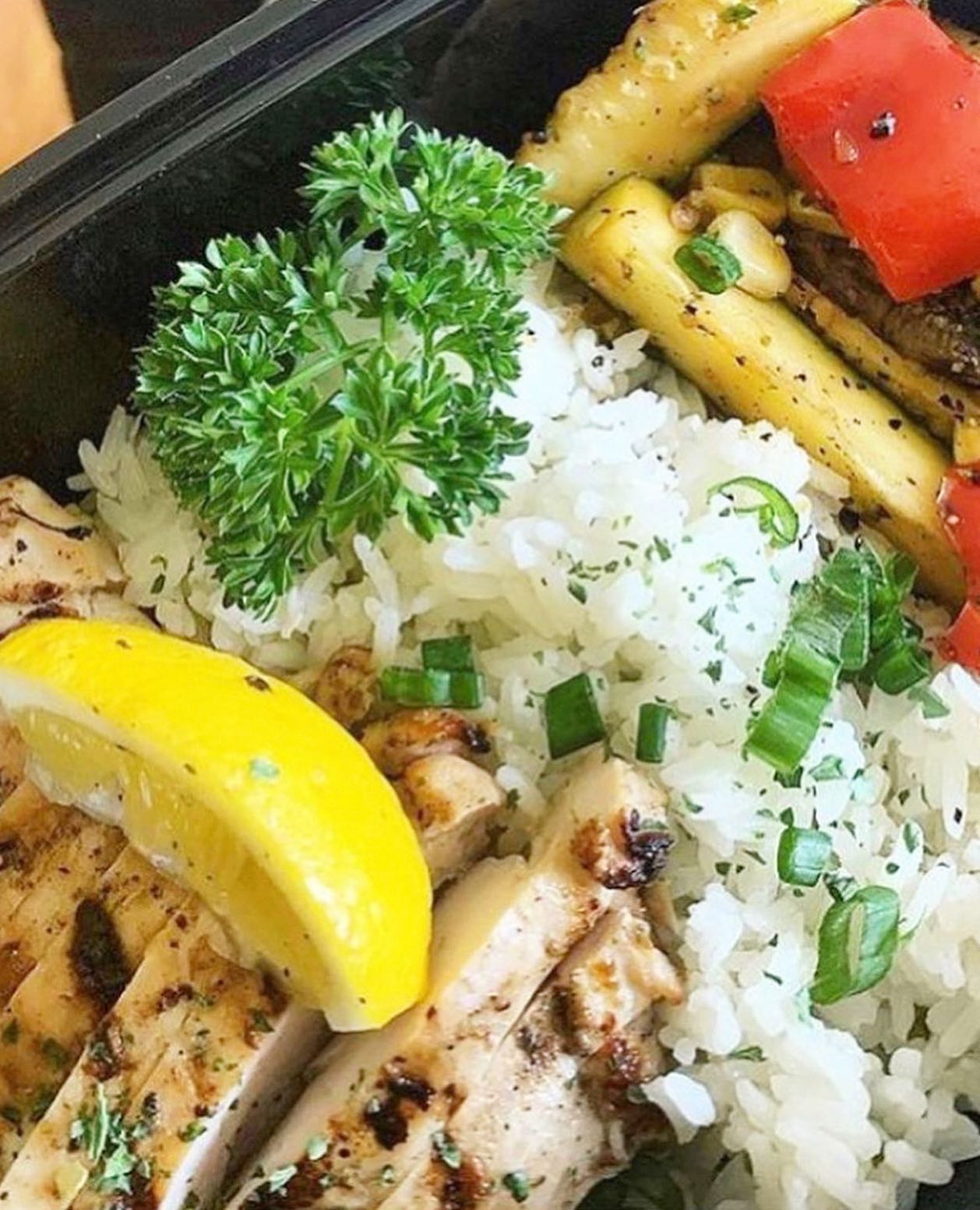 Grilled Chicken and steamed broccoli